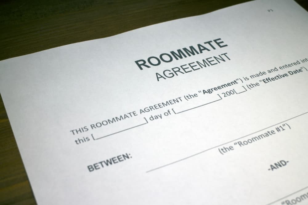 A roommate agreement contract